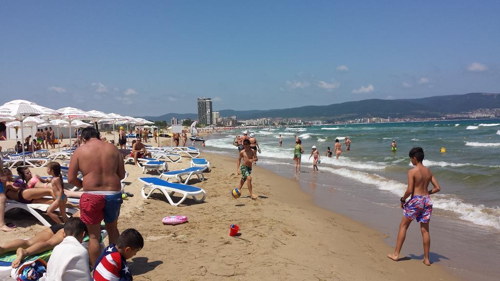 סאני ביץ' Pollo Resort Mikosta Apartments מראה חיצוני תמונה